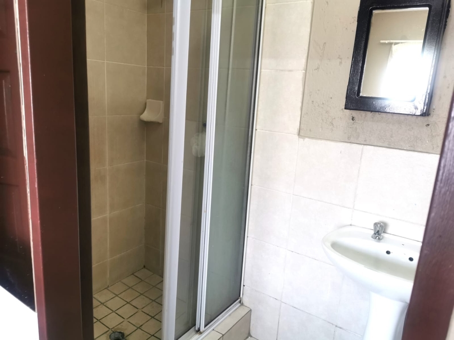 2 Bedroom Property for Sale in Comet Gauteng