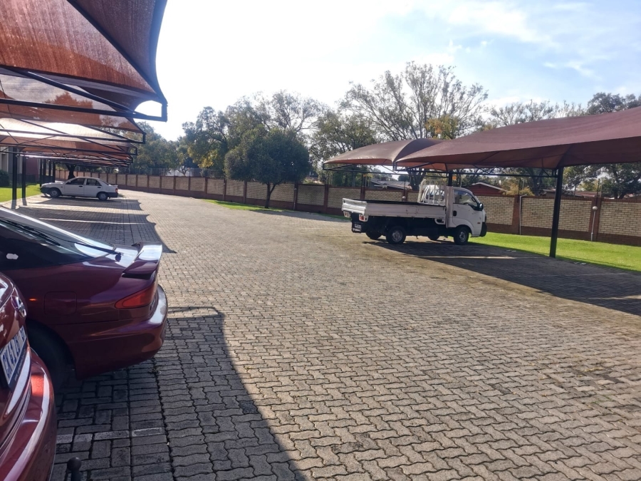 2 Bedroom Property for Sale in Comet Gauteng