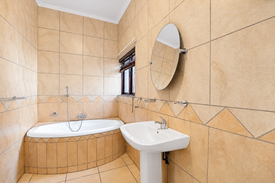 4 Bedroom Property for Sale in Sable Hills Gauteng