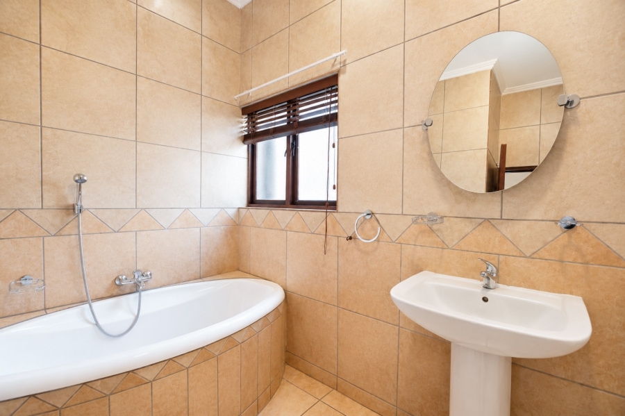 4 Bedroom Property for Sale in Sable Hills Gauteng