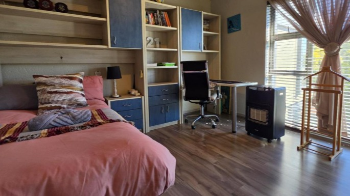 6 Bedroom Property for Sale in Meyersdal Gauteng