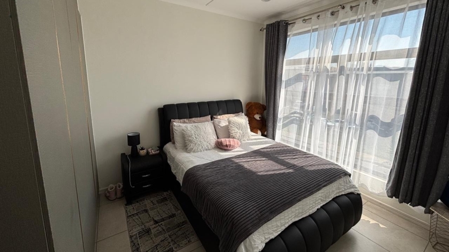 To Let 2 Bedroom Property for Rent in Greenstone Hill Gauteng