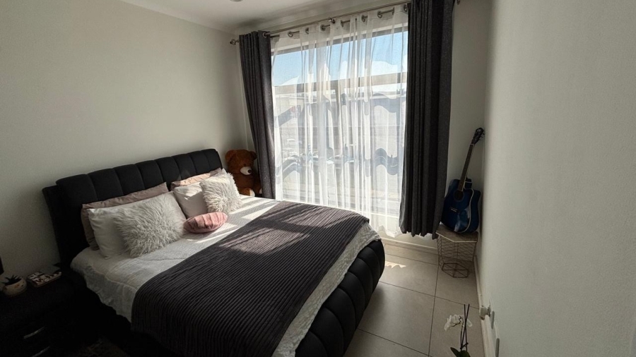 To Let 2 Bedroom Property for Rent in Greenstone Hill Gauteng