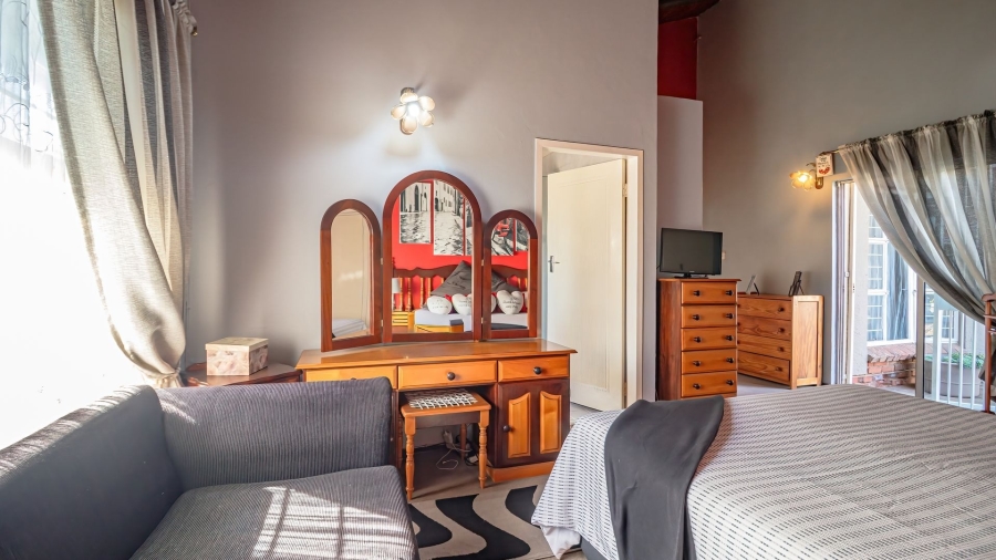5 Bedroom Property for Sale in Sunward Park Gauteng