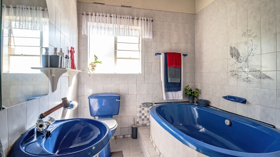 5 Bedroom Property for Sale in Sunward Park Gauteng