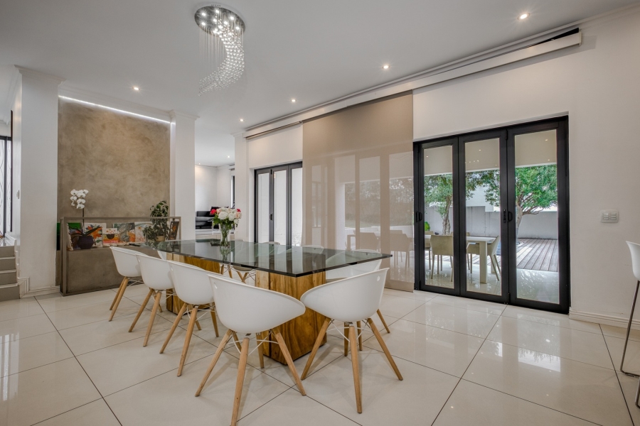 6 Bedroom Property for Sale in Helderfontein Estate Gauteng