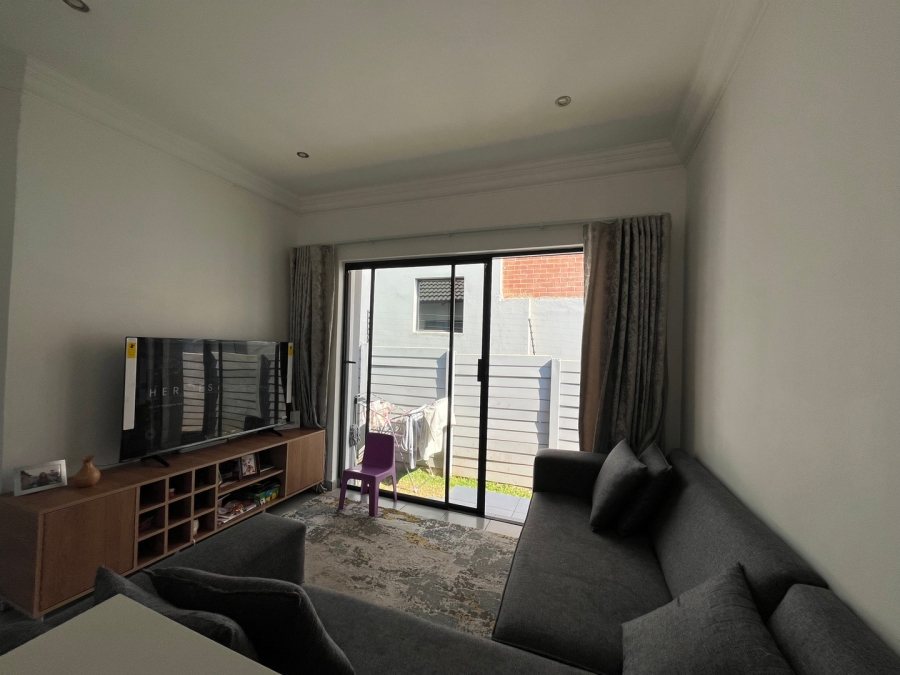 2 Bedroom Property for Sale in Wendywood Gauteng