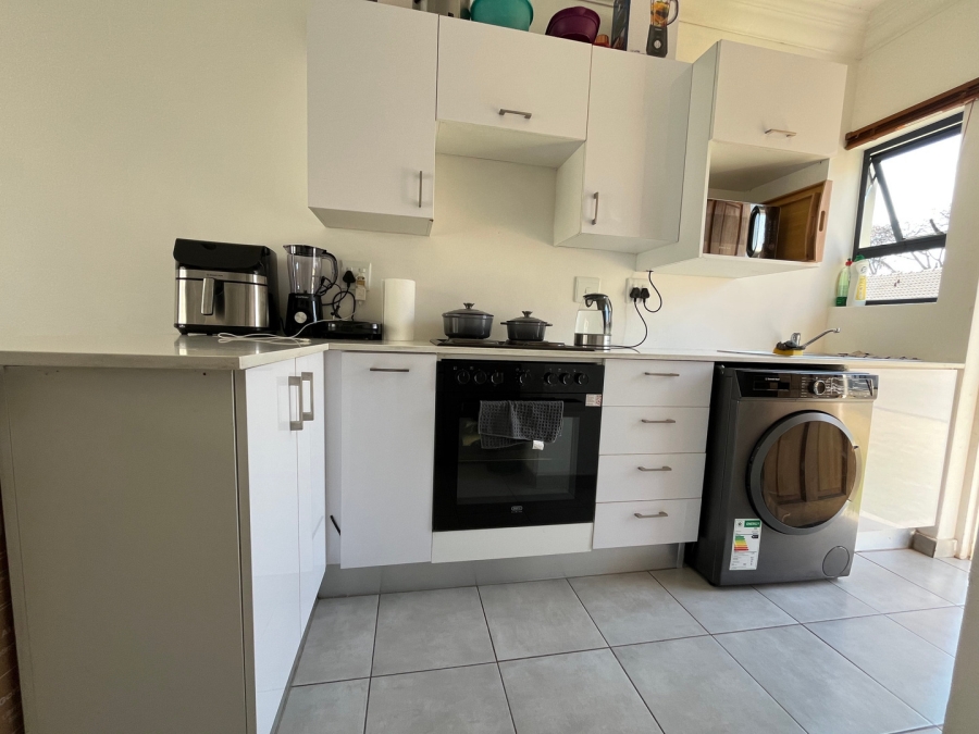 2 Bedroom Property for Sale in Wendywood Gauteng