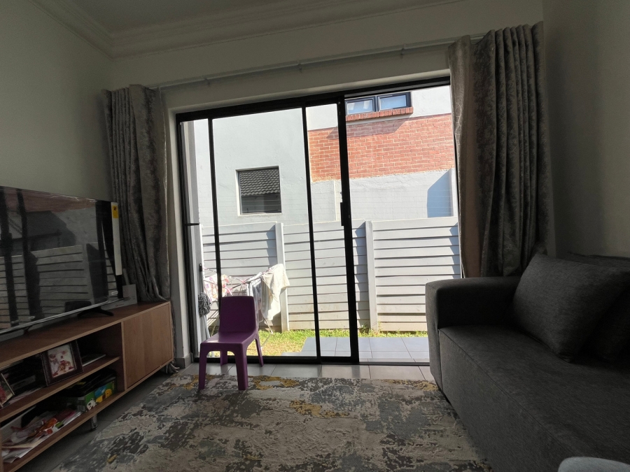 2 Bedroom Property for Sale in Wendywood Gauteng