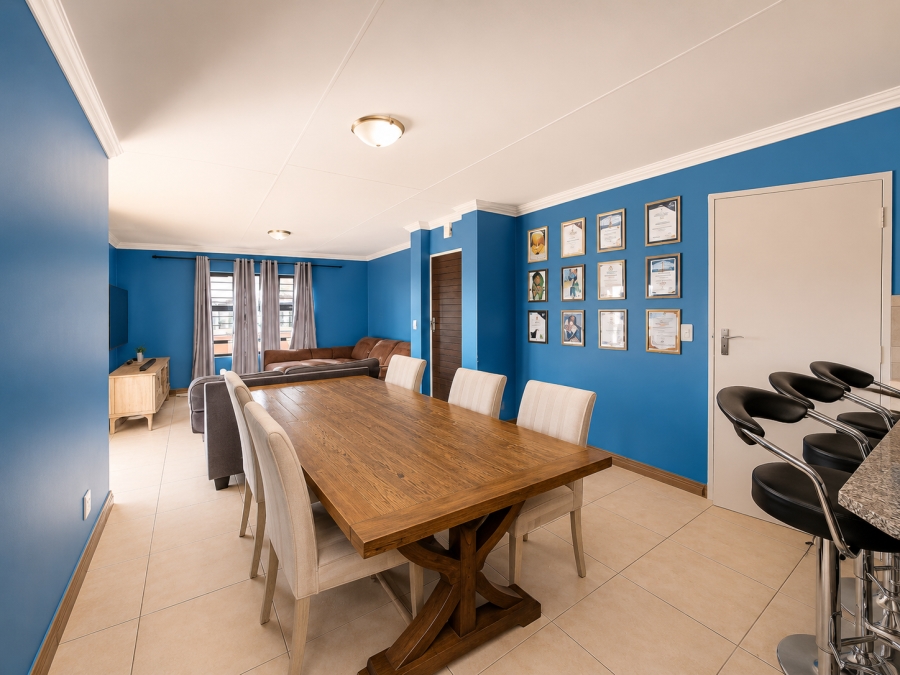 3 Bedroom Property for Sale in Rooihuiskraal North Gauteng