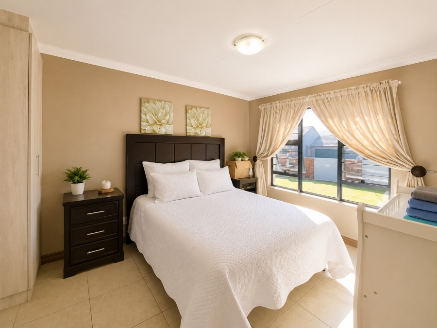 3 Bedroom Property for Sale in Rooihuiskraal North Gauteng