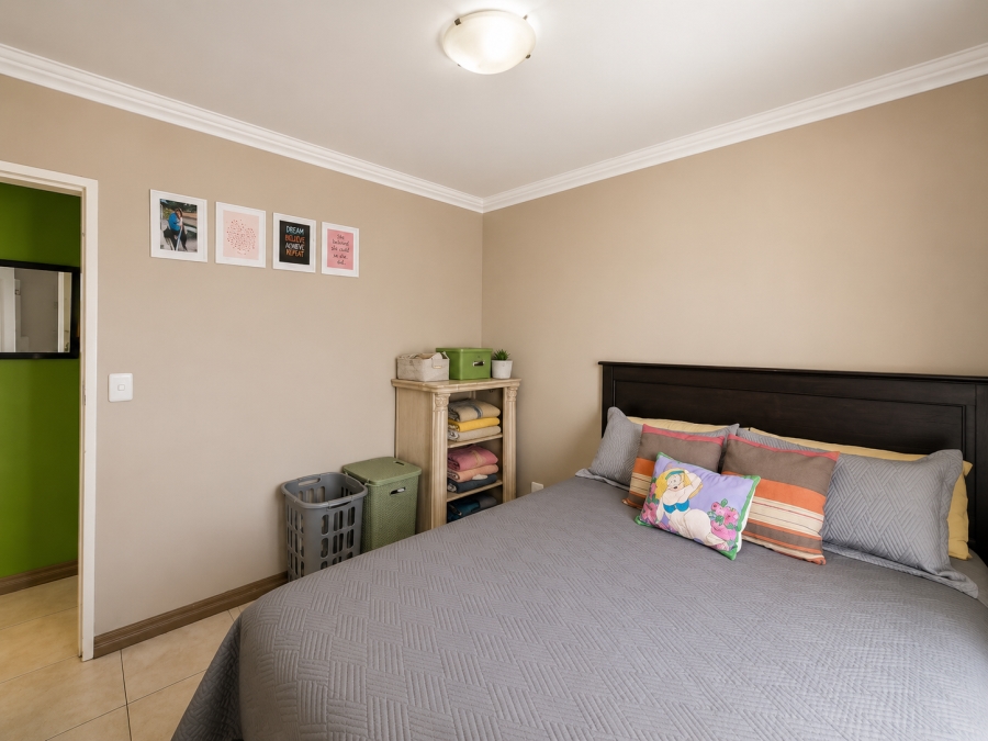 3 Bedroom Property for Sale in Rooihuiskraal North Gauteng