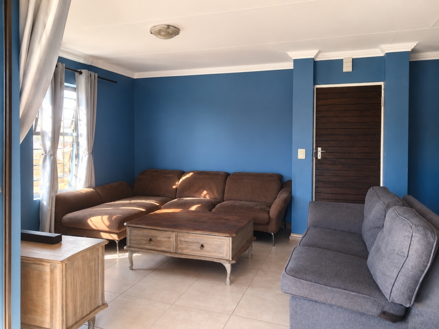 3 Bedroom Property for Sale in Rooihuiskraal North Gauteng