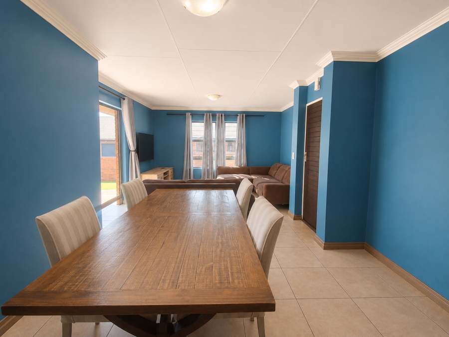 3 Bedroom Property for Sale in Rooihuiskraal North Gauteng