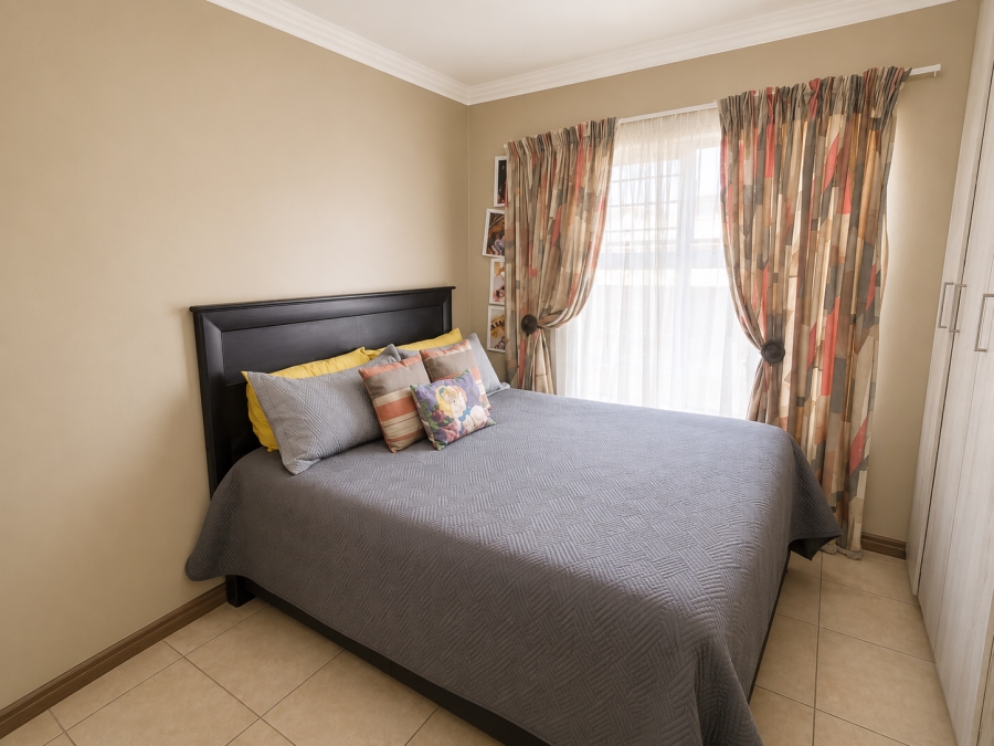3 Bedroom Property for Sale in Rooihuiskraal North Gauteng