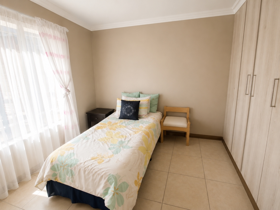 3 Bedroom Property for Sale in Rooihuiskraal North Gauteng