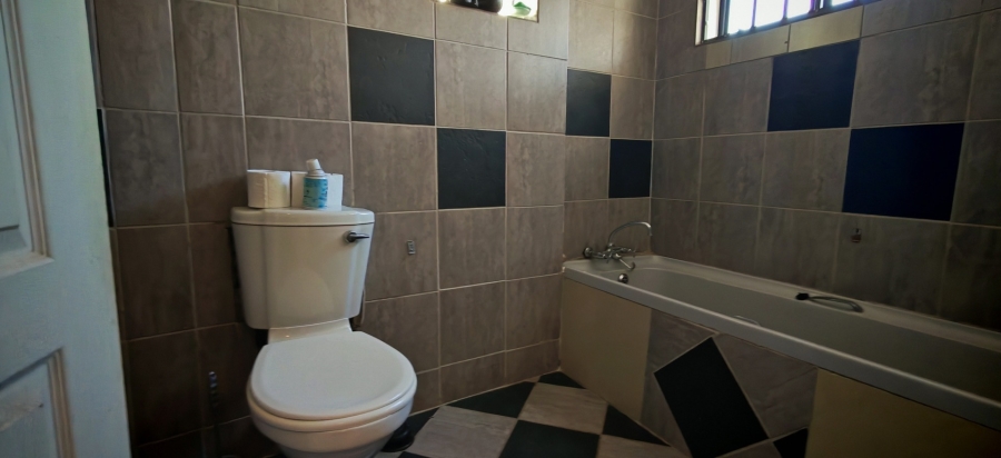 4 Bedroom Property for Sale in Brackendowns Gauteng