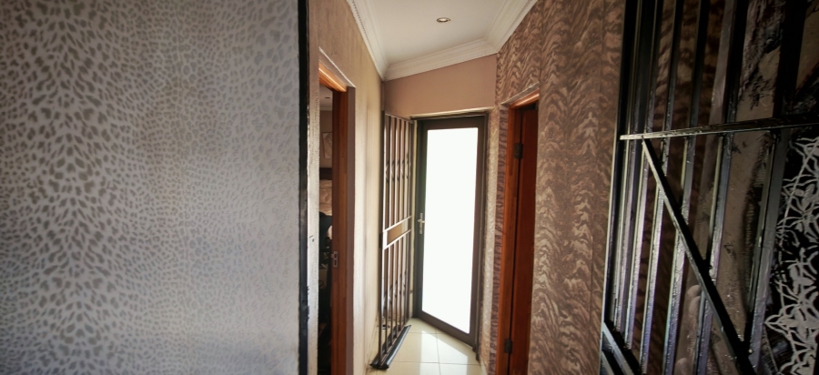 4 Bedroom Property for Sale in Brackendowns Gauteng