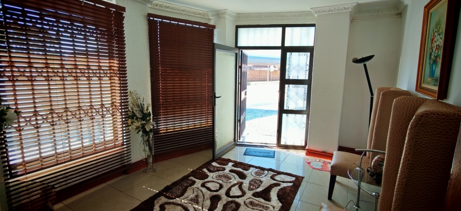 4 Bedroom Property for Sale in Brackendowns Gauteng
