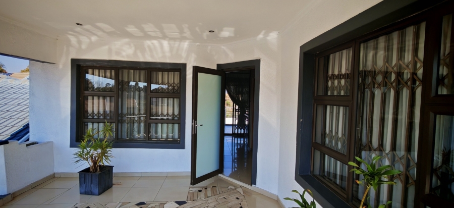 4 Bedroom Property for Sale in Brackendowns Gauteng