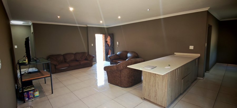 3 Bedroom Property for Sale in Brackenhurst Gauteng