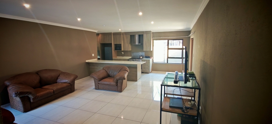 3 Bedroom Property for Sale in Brackenhurst Gauteng