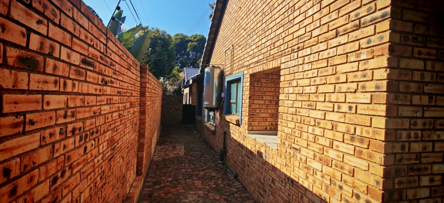 3 Bedroom Property for Sale in Brackenhurst Gauteng