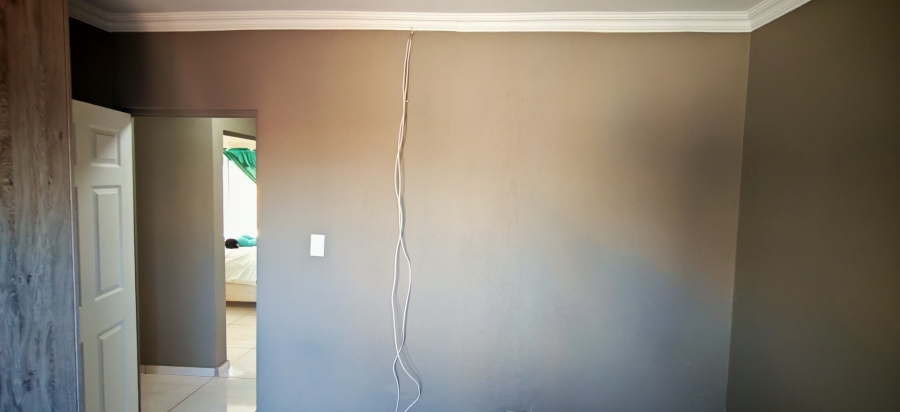 3 Bedroom Property for Sale in Brackenhurst Gauteng