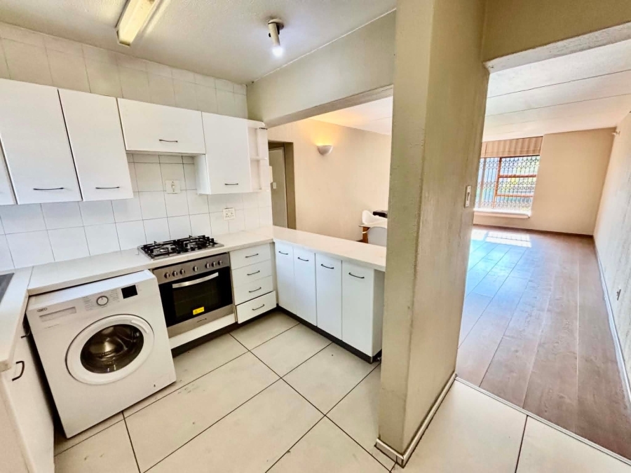 To Let 2 Bedroom Property for Rent in Morningside Gauteng