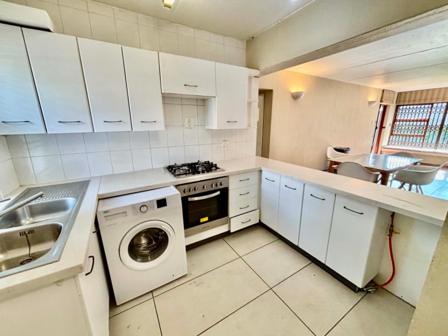 To Let 2 Bedroom Property for Rent in Morningside Gauteng