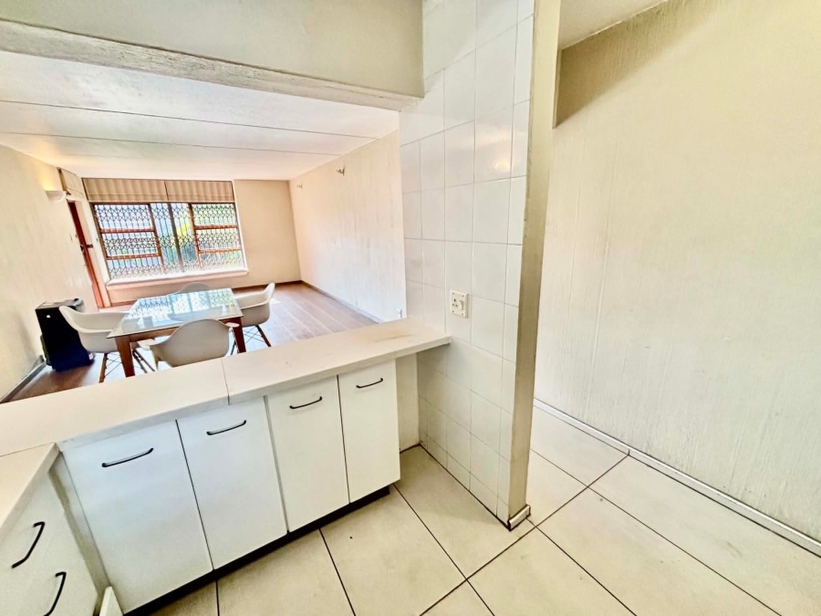 To Let 2 Bedroom Property for Rent in Morningside Gauteng