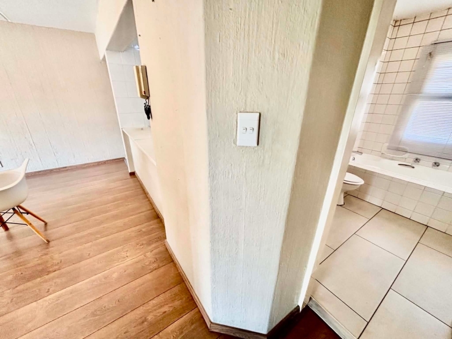 To Let 2 Bedroom Property for Rent in Morningside Gauteng