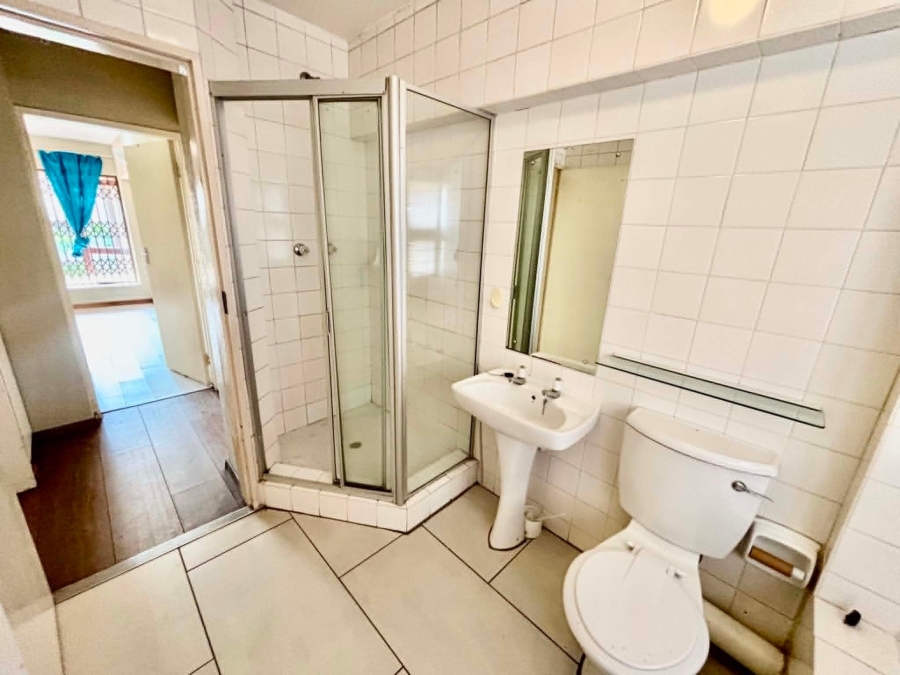 To Let 2 Bedroom Property for Rent in Morningside Gauteng