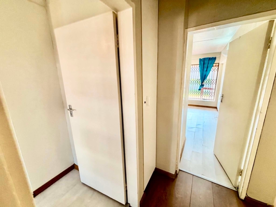 To Let 2 Bedroom Property for Rent in Morningside Gauteng