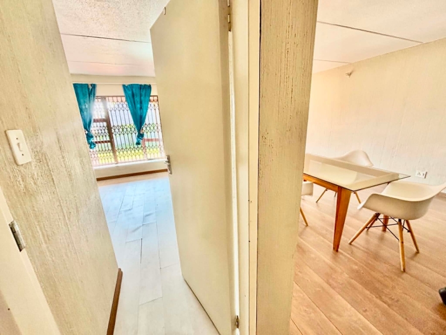To Let 2 Bedroom Property for Rent in Morningside Gauteng