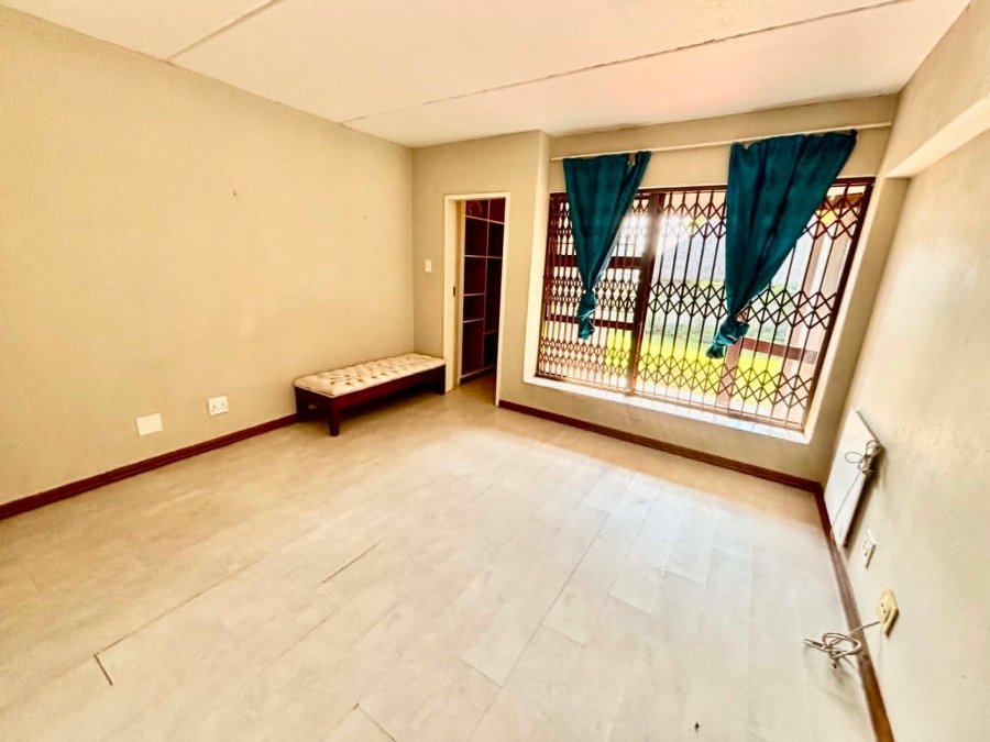 To Let 2 Bedroom Property for Rent in Morningside Gauteng