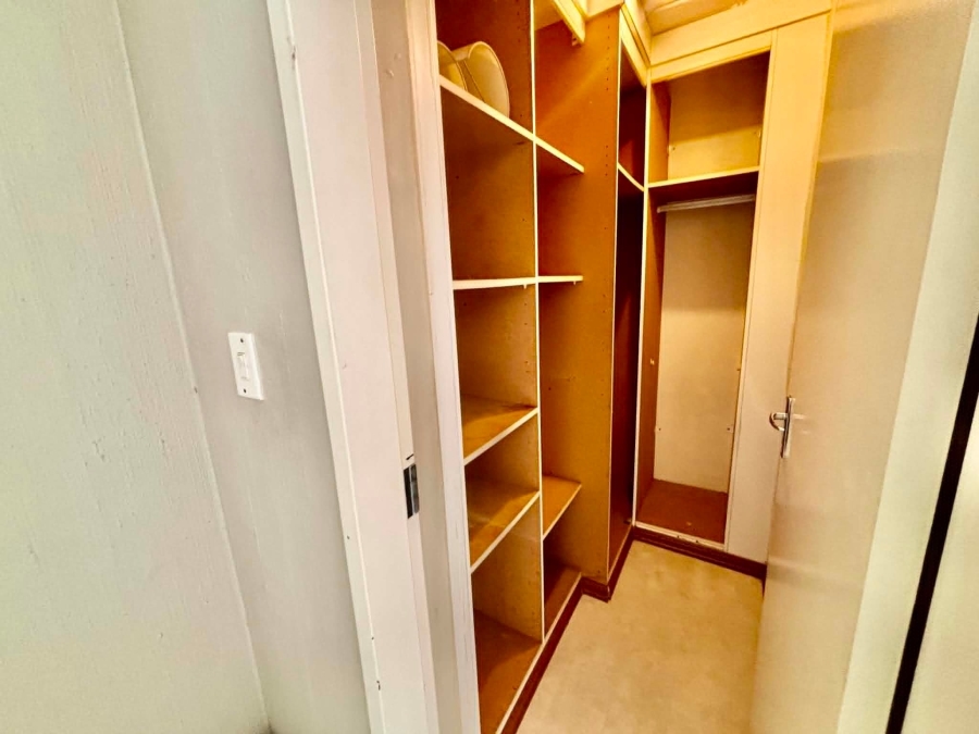 To Let 2 Bedroom Property for Rent in Morningside Gauteng