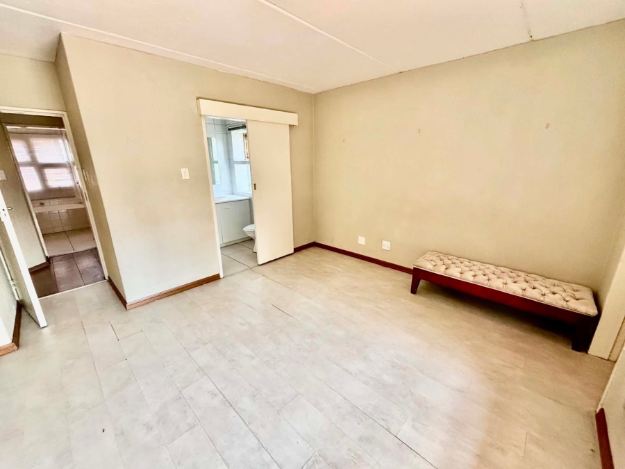 To Let 2 Bedroom Property for Rent in Morningside Gauteng