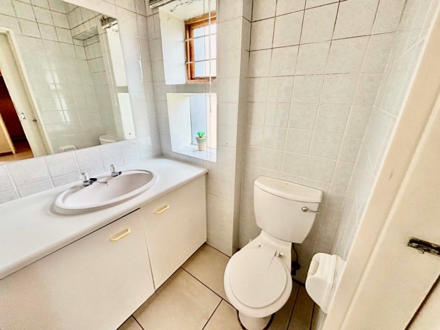 To Let 2 Bedroom Property for Rent in Morningside Gauteng