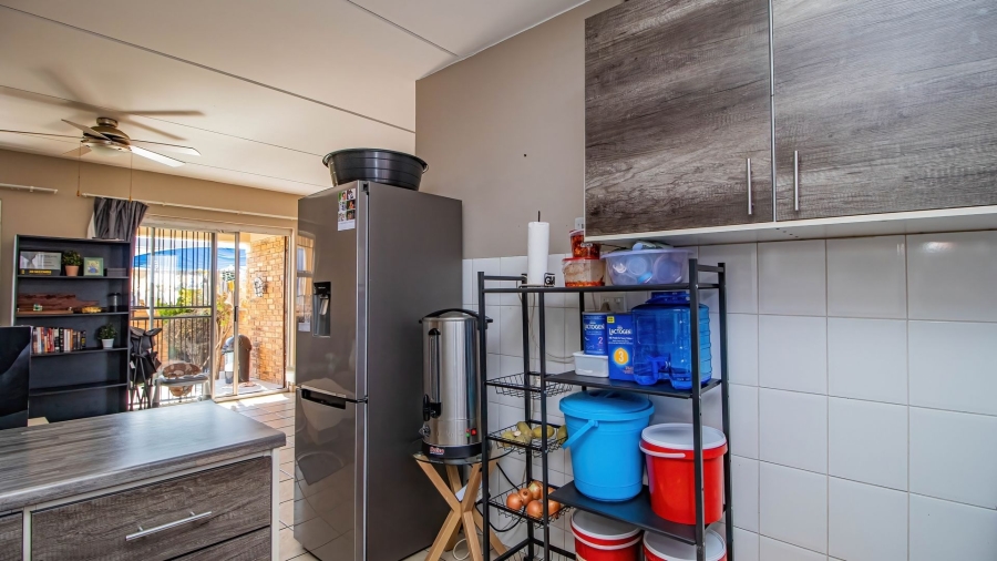 2 Bedroom Property for Sale in Birchleigh Gauteng