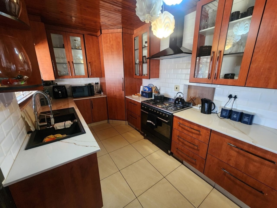 3 Bedroom Property for Sale in Groeneweide Gauteng