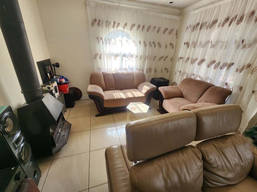3 Bedroom Property for Sale in Groeneweide Gauteng