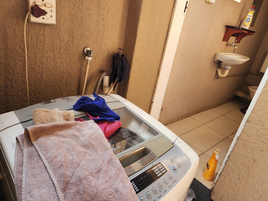 3 Bedroom Property for Sale in Groeneweide Gauteng