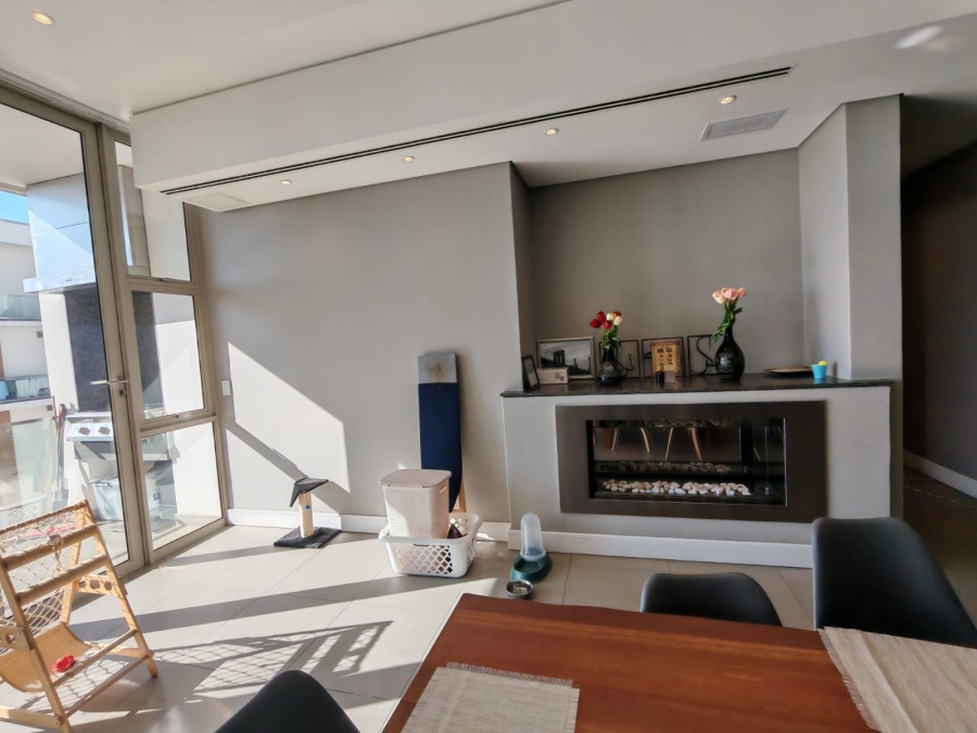 To Let 3 Bedroom Property for Rent in Rosebank Gauteng