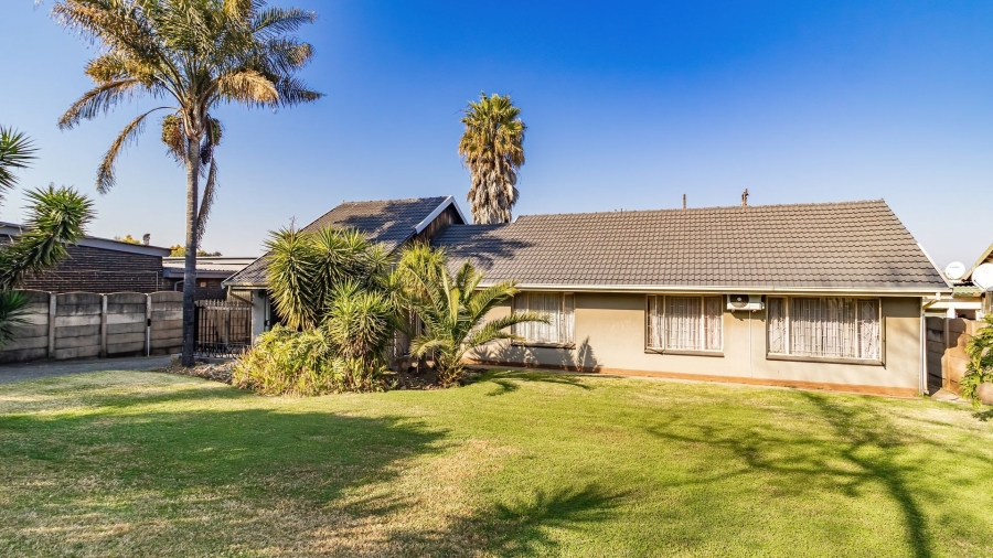 3 Bedroom Property for Sale in Witfield Gauteng