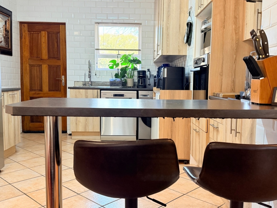 2 Bedroom Property for Sale in Bryanston East Gauteng