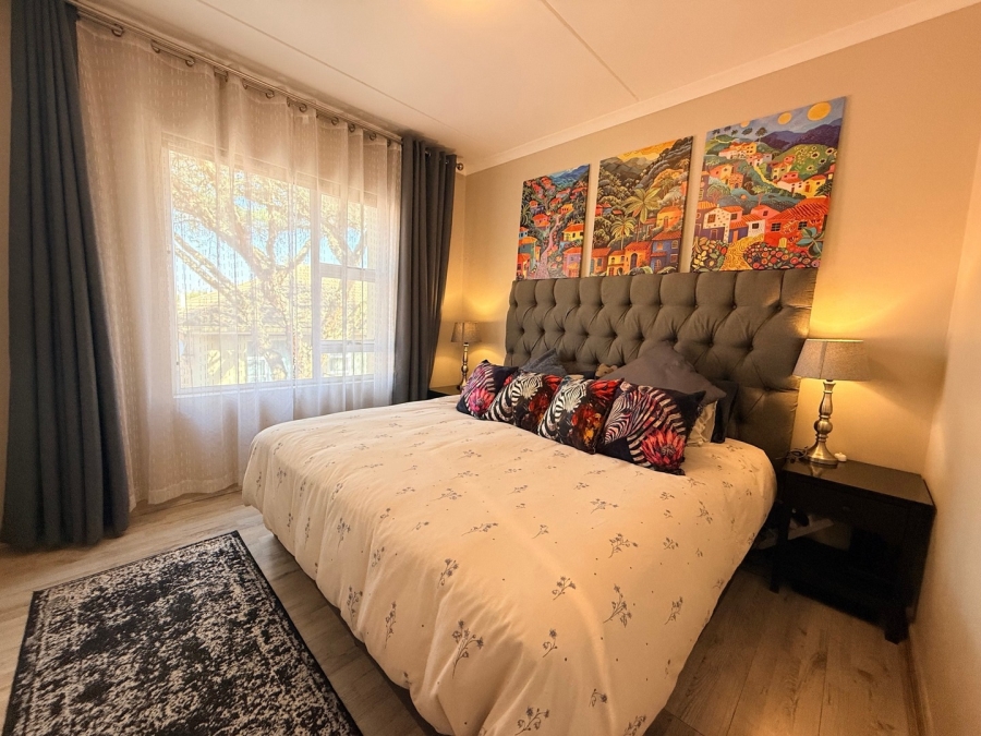 2 Bedroom Property for Sale in Bryanston East Gauteng