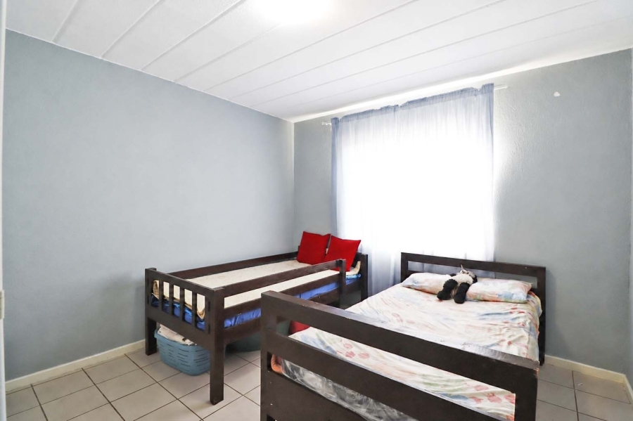 2 Bedroom Property for Sale in Vorna Valley Gauteng