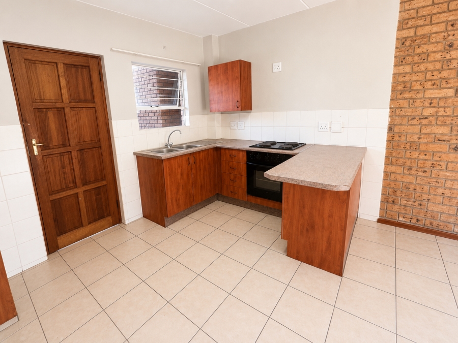 2 Bedroom Property for Sale in Honeypark Gauteng