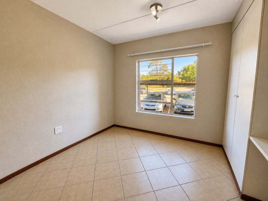 2 Bedroom Property for Sale in Honeypark Gauteng